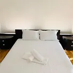 Joy George Enescu 12 Appartement Timişoara