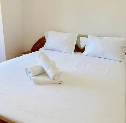 Joy George Enescu 12 Lägenhet *